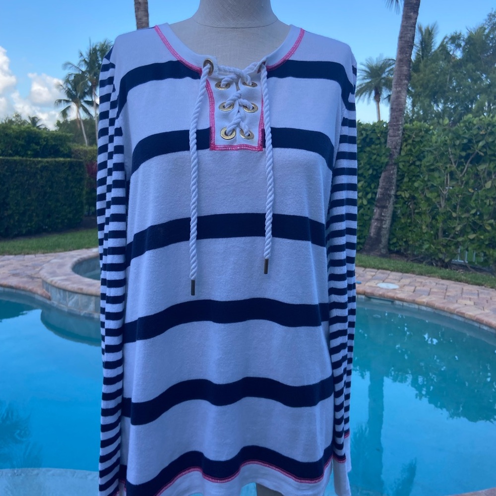 Super cute XL shirt